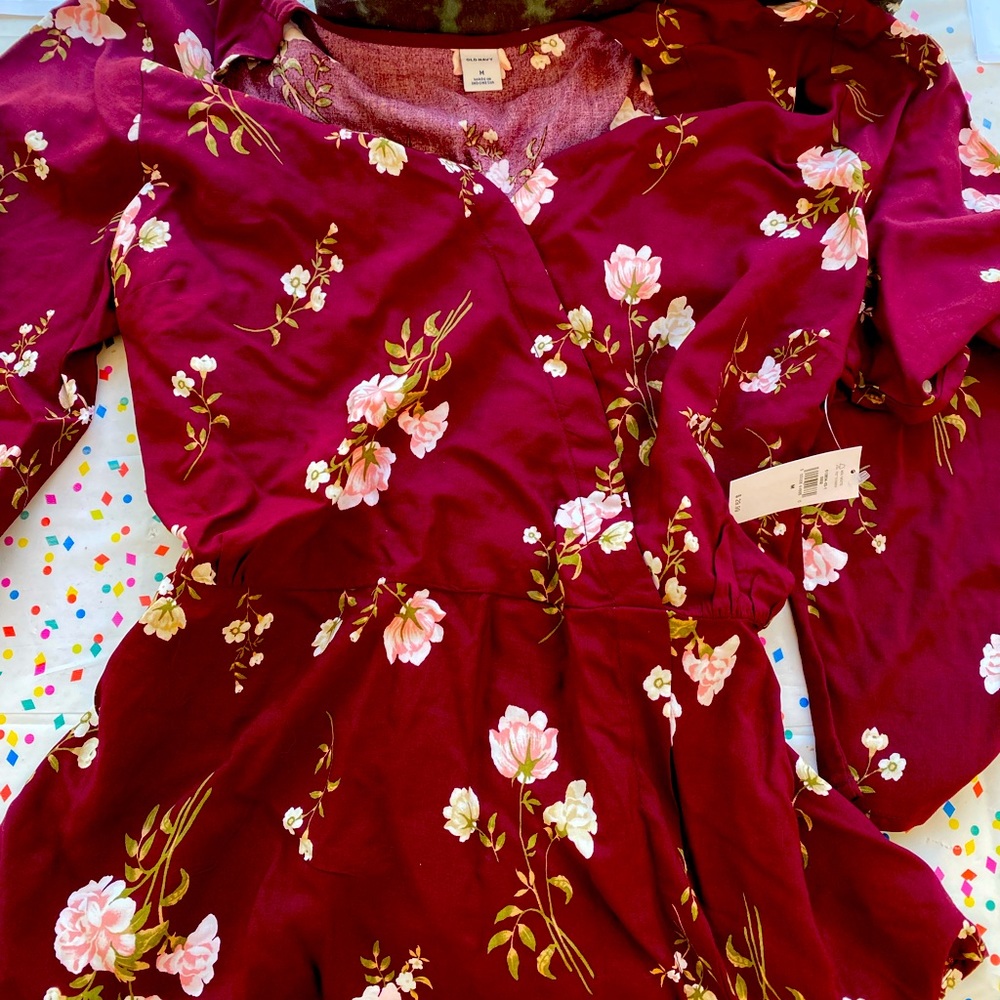 Women’s old navy shirt size medium
